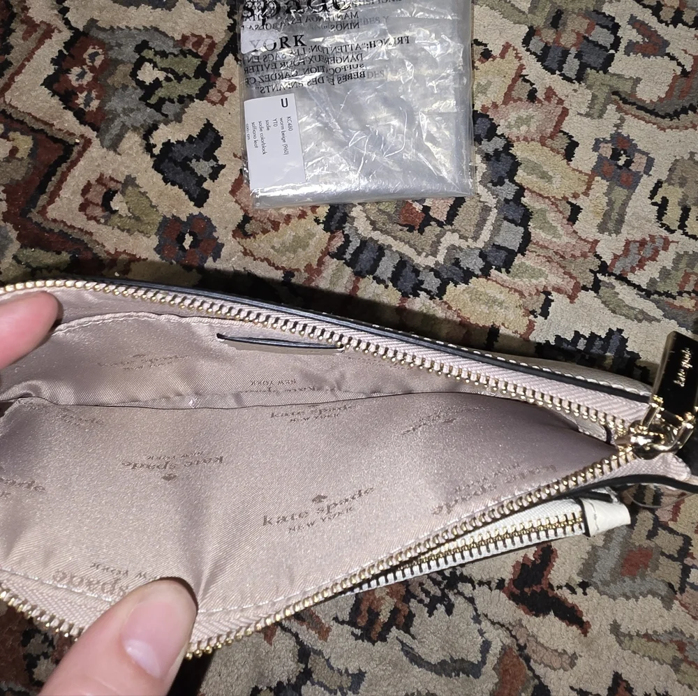 Kate Spade Sadie Crossbody Bag In With Cream Insert - Picture 3 of 7